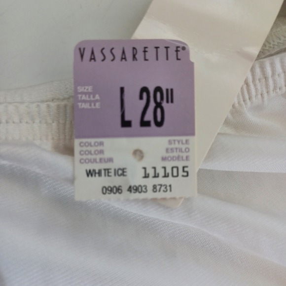 Vassarette White Ice Signature Lace Half Slip 28 Inch Length Size L NWT Classic - Picture 6 of 8